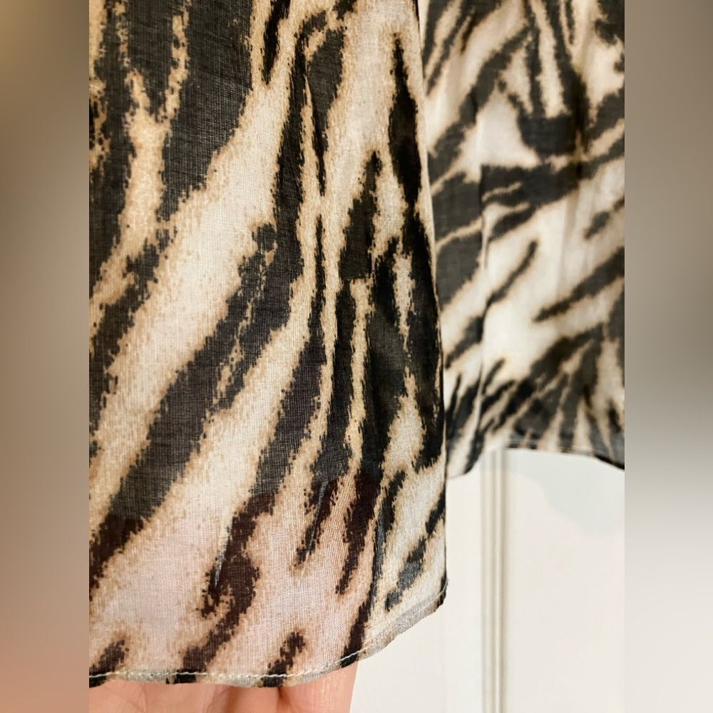 Talbots, tiger print skirt, cotton, size 10 P, excellent condition - Picture 2 of 4